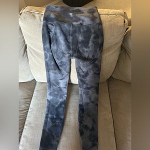 LuluLemon leggings 25 inch size 2